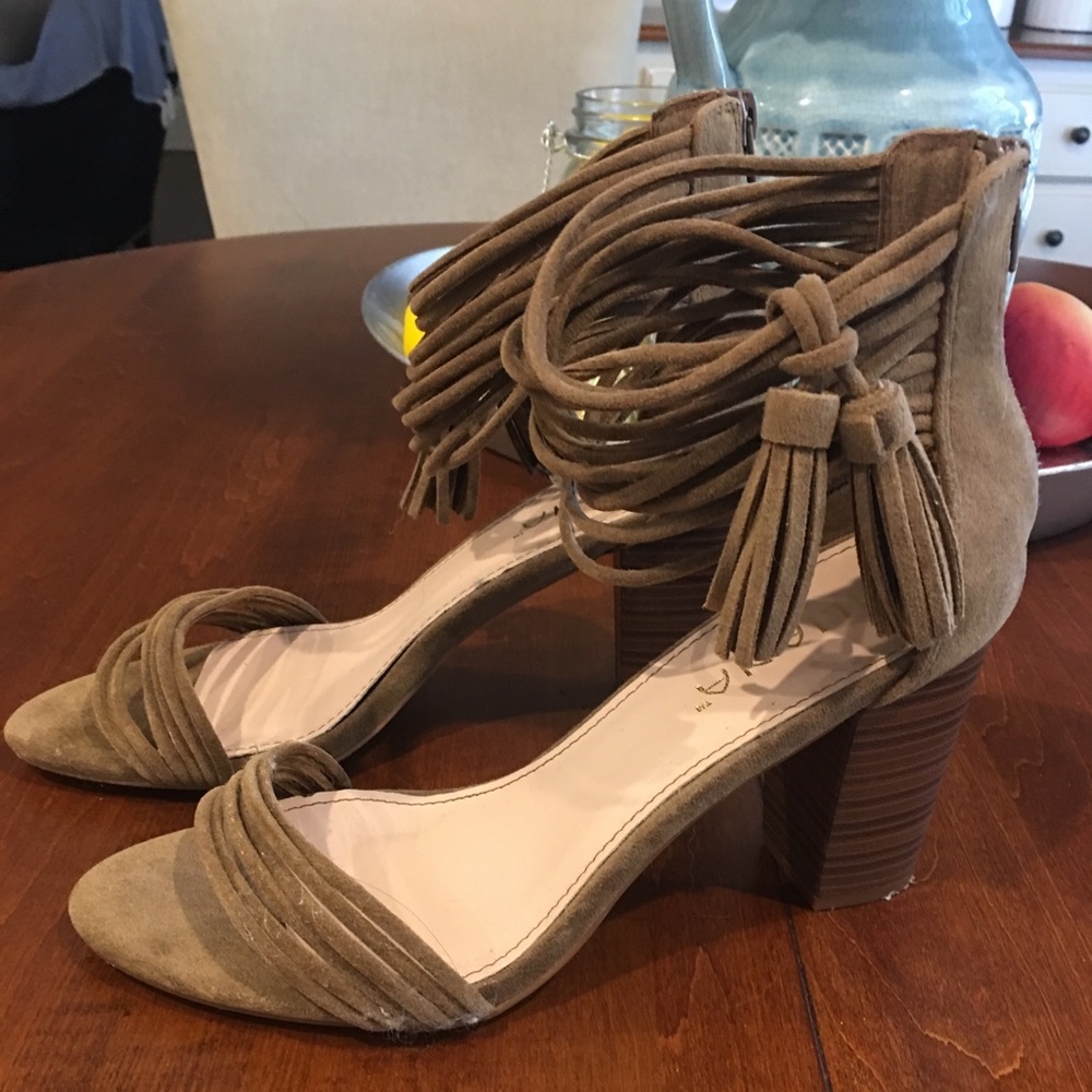 Light tan 3 inch heels.
